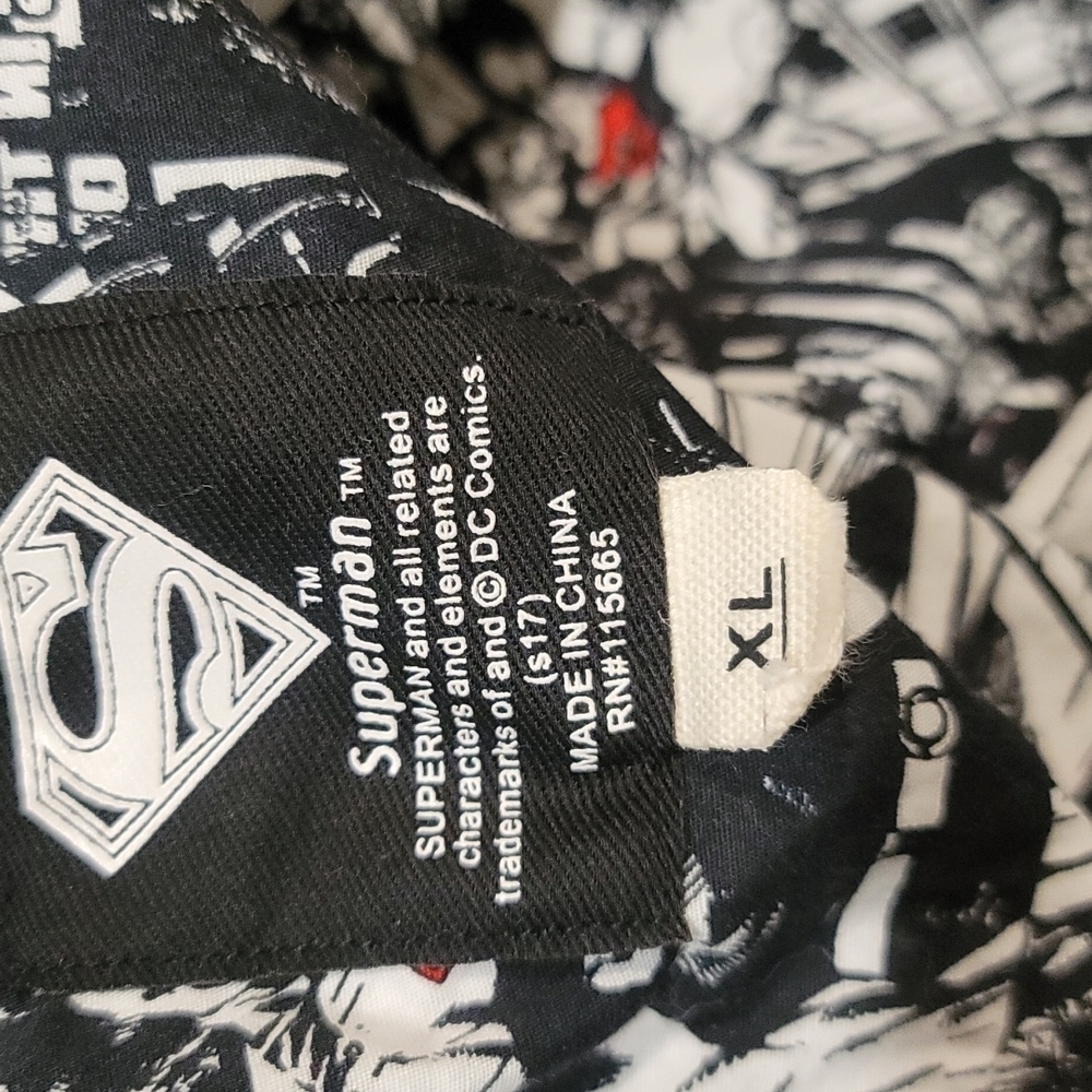 Superman DC Comics reverse-print button-front Hawaiian shirt mens XL - Picture 4 of 4